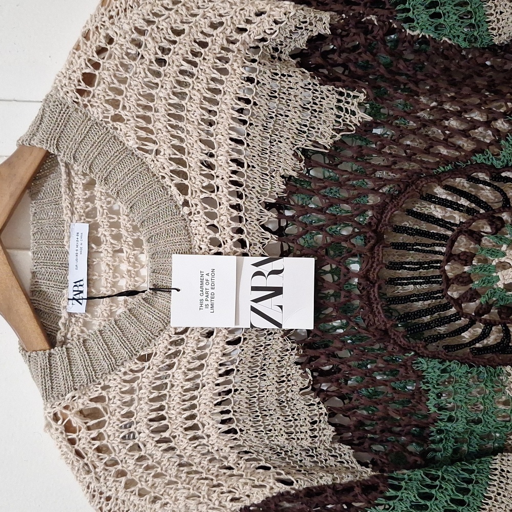 NWT BEIGE GREEN MULTICOLOR BEADED CROCHET OVERSIZED KNIT SWEATER LIMITED EDITION - Picture 8 of 10